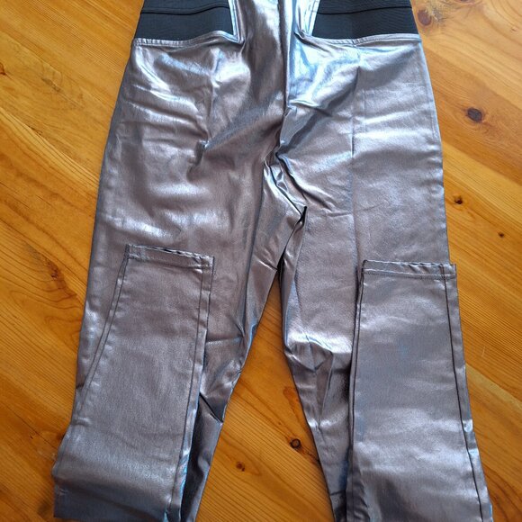 Simply Vera Coated-Denim Leggings - Picture 4 of 10